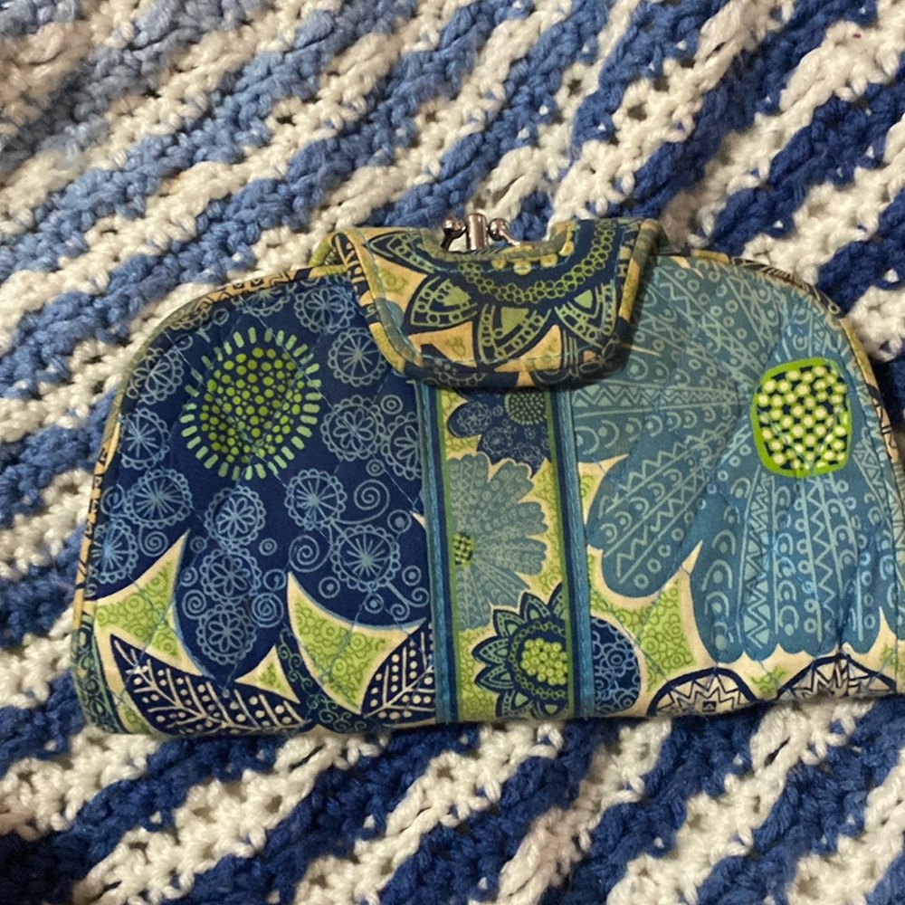 Vera Bradley Doodle Daisy Wallet